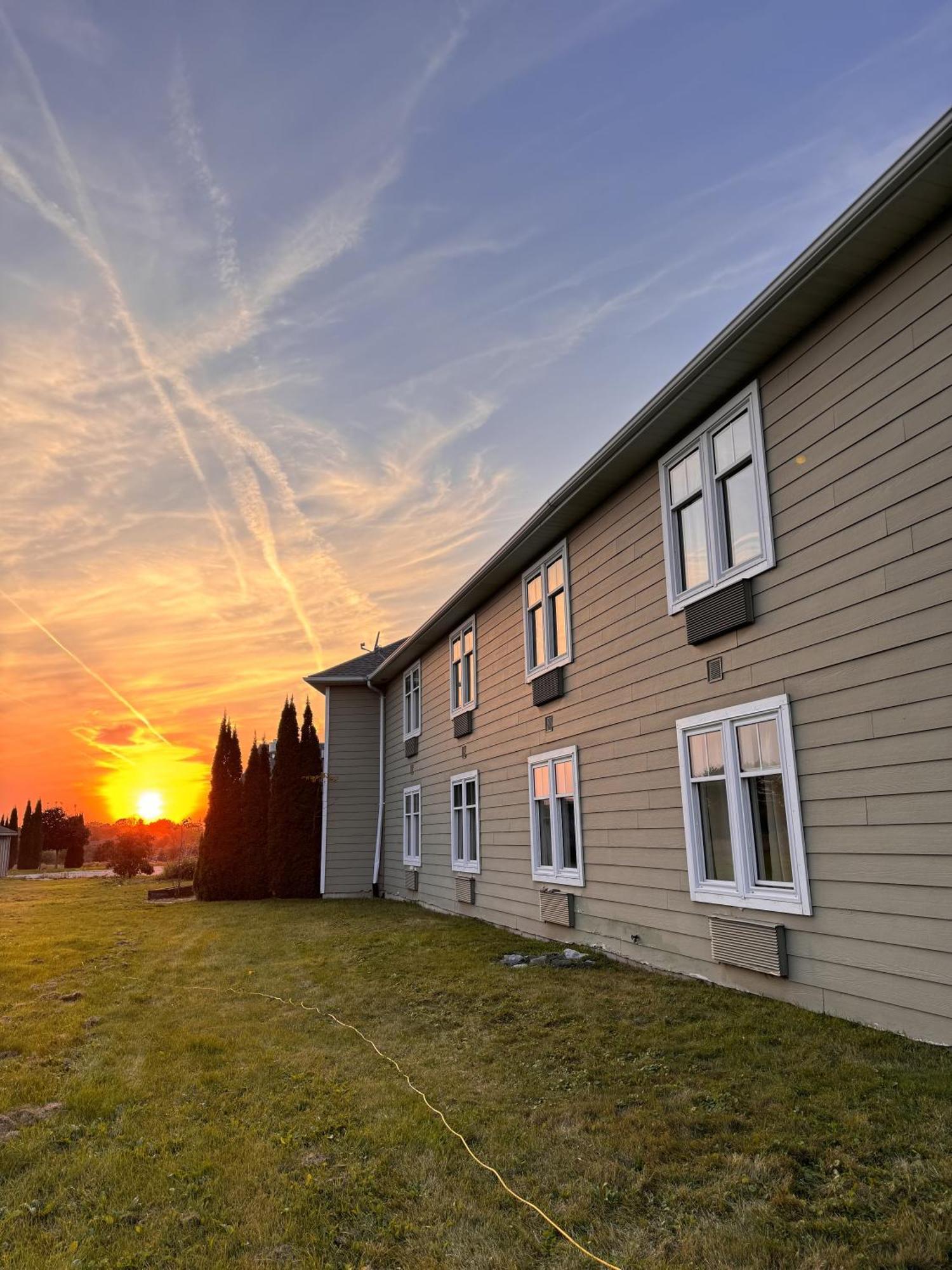 Stone Willow Inn Saint Marys Exterior photo