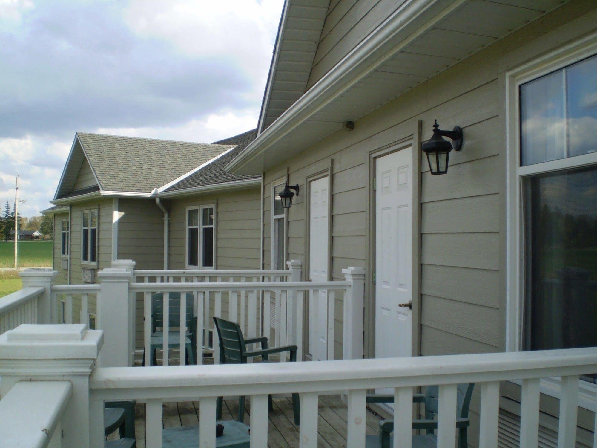 Stone Willow Inn Saint Marys Exterior photo